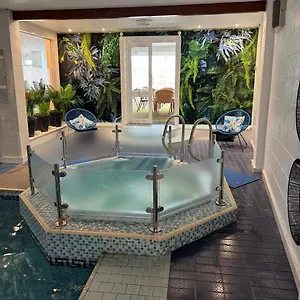 2* Hotel Park Manor